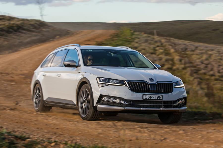  Skoda Superb Scout (3V) 2020 года  (AU) (фото 15 из 35)